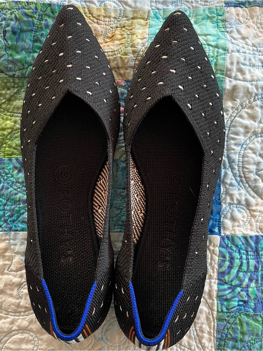 Rothy's Black Knit Ivory Dots Point Shoe Size 7 - great condition!